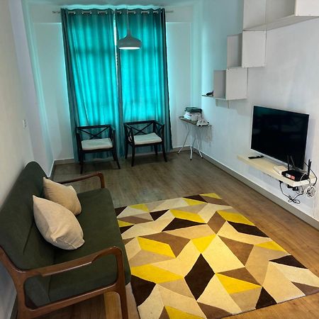 Spice Tunas 3B2B House بيان ليباس المظهر الخارجي الصورة